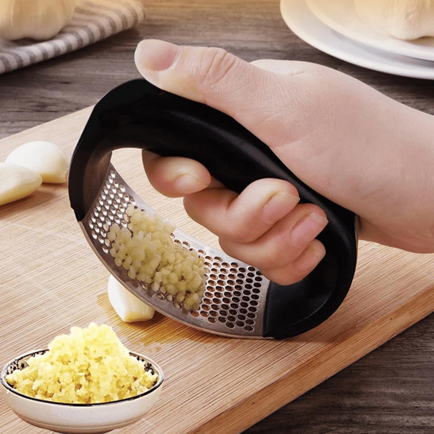 WAREKITTH Stainless Steel Garlic Press | Garlic Crusher Rocker | Easy Garlic Mincer | Heavy Duty Garlic Presser Tool
